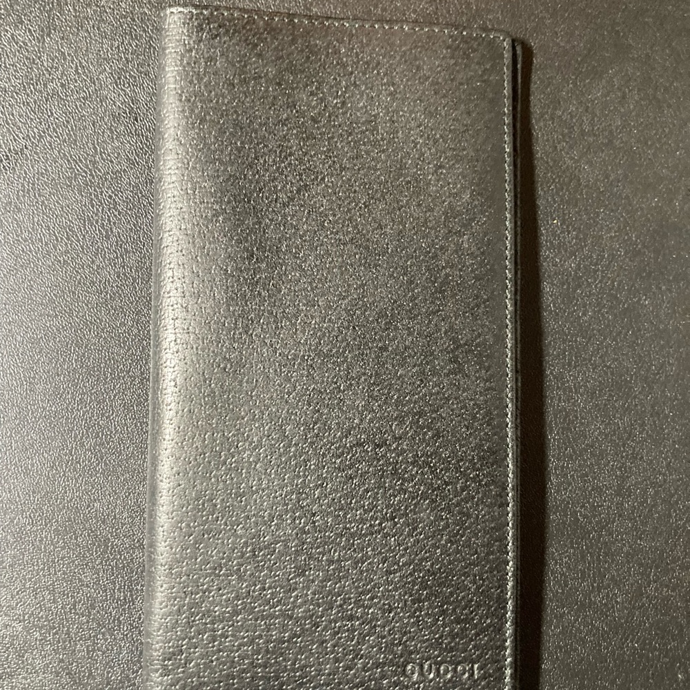 Gucci black leather long wallet